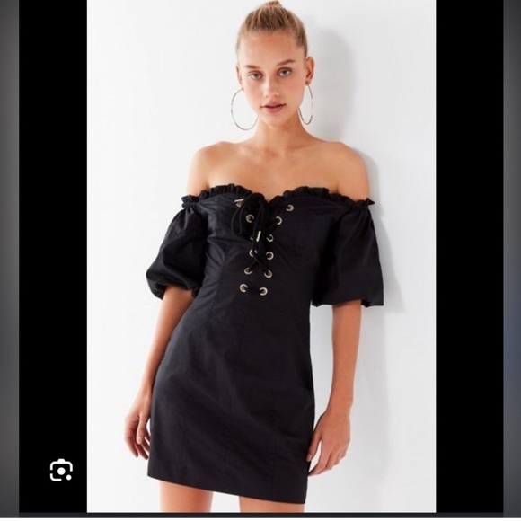 I.AM.GIA Ayla off shoulder black dress size Medium - Picture 1 of 6